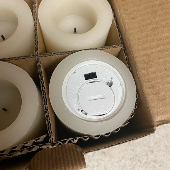 New Pottery Barn Flameless Wax Pillar Candles Set - Picture 4 of 5